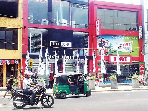 Daily Mirror Techzone Opens Premium Retail Store In Matara