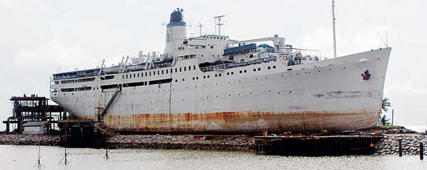Batam casino ship
