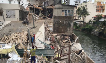 Illegal constructions along canals to be removed - Daily Mirror